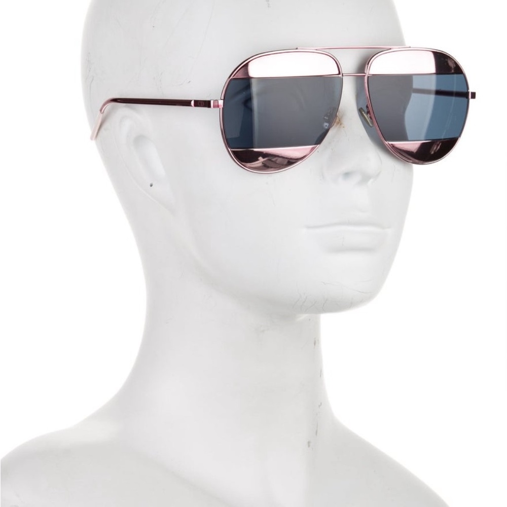💜🌸 Christian Dior Aviator Sunglasses 🕶️ - Picture 4 of 13